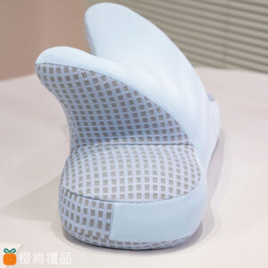 環抱式午睡枕