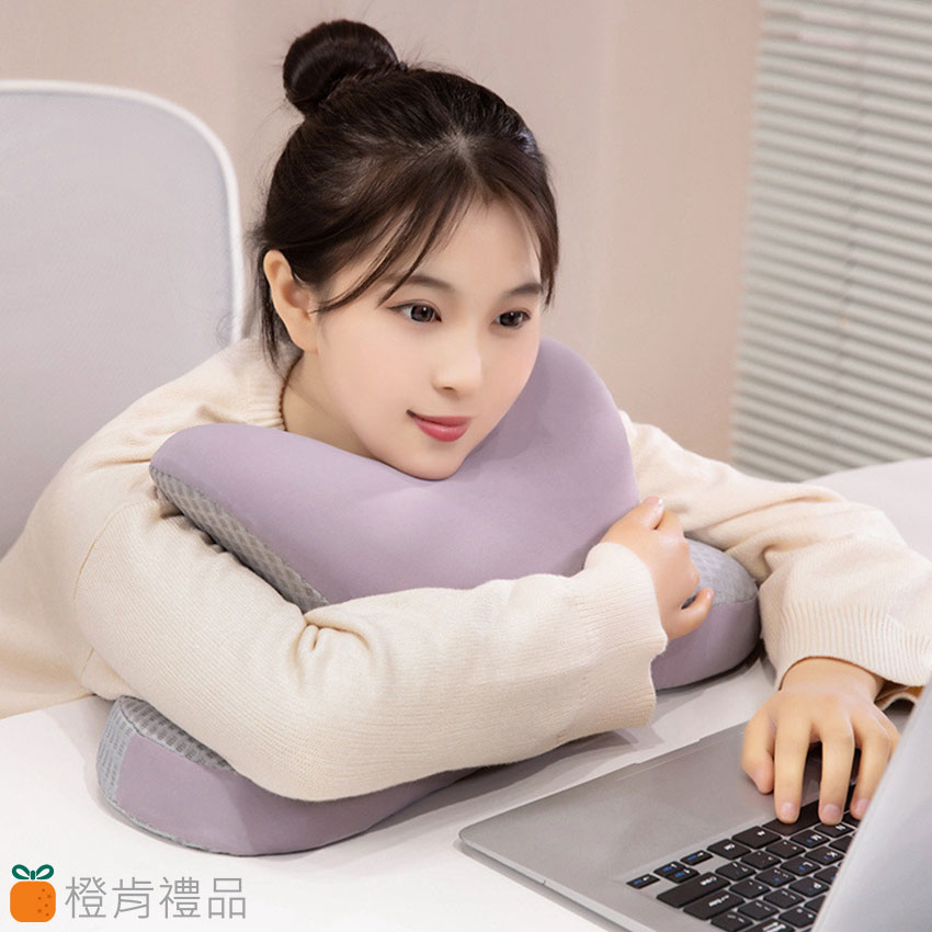 環抱式午睡枕