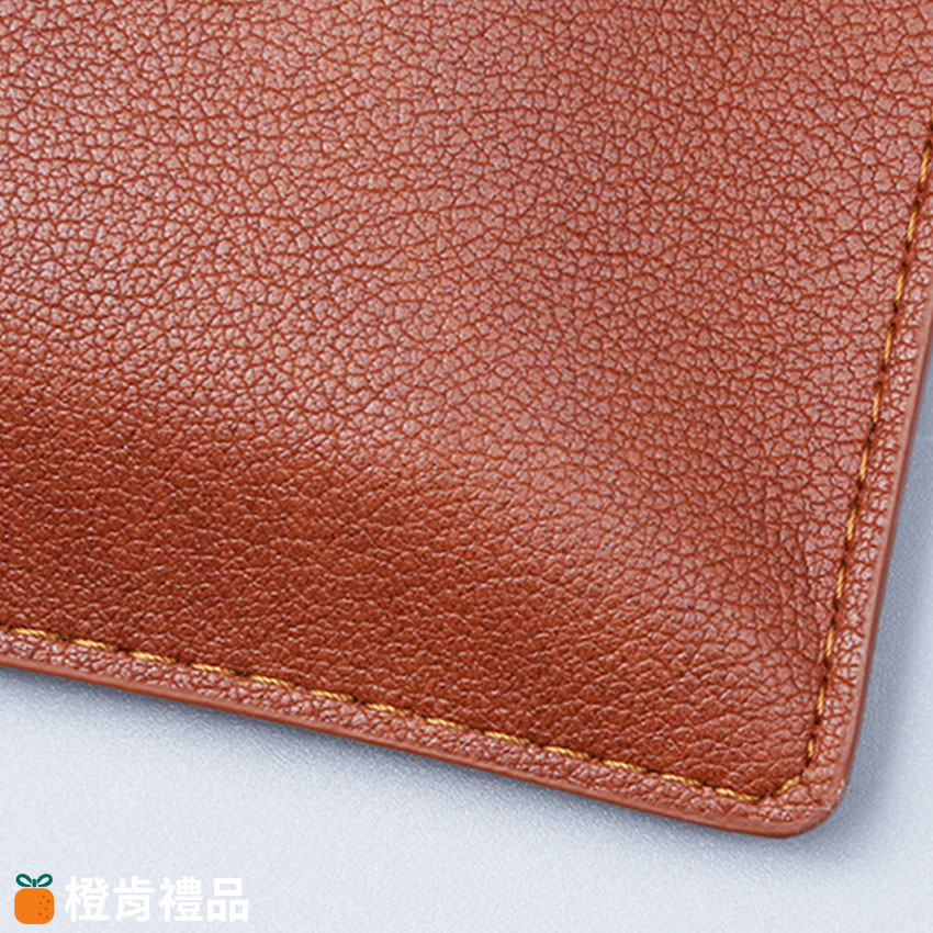 客製PU皮革文件袋, A4文件袋, 商務公文袋, PU皮革文件袋, 客製文件夾, A4文件收納袋, 企業LOGO文件袋, 商務文件夾, 皮革文件套, 客製企業禮品, 品牌周邊, 公文收納袋, A4公文袋, 辦公文件袋, 商務贈品, 壓印LOGO, 燙金LOGO, 燙銀LOGO, 咖色文件袋, 黑色文件袋, 藏青色文件袋, PU皮革公文袋