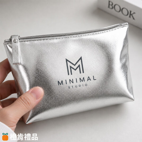 銀色PU皮化妝包（單色印）